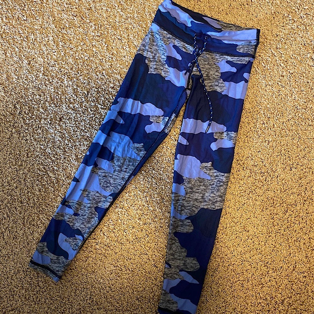 Aerie Blue Camo Leggings XS
